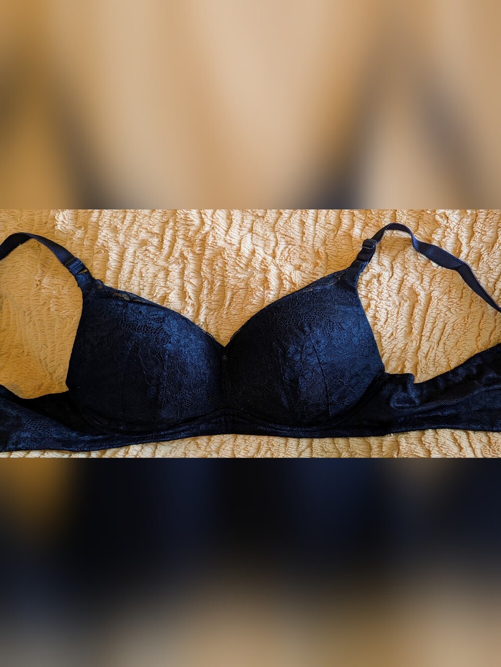 Torrid Black Lace Wireless Push Up Bra Sz:40 B- Women Intimates